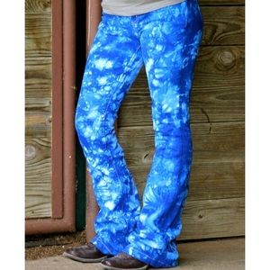 Ranch Dressn Midnight Jeans